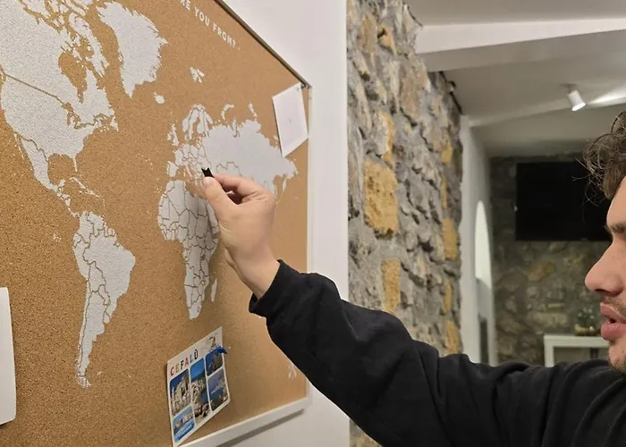 Airam 公寓 切法卢